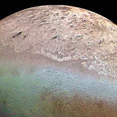 Voyager 2 close-up of Triton showing surface features