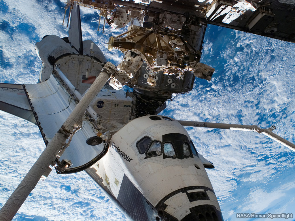Shuttle Endeavour at ISS wallpaper